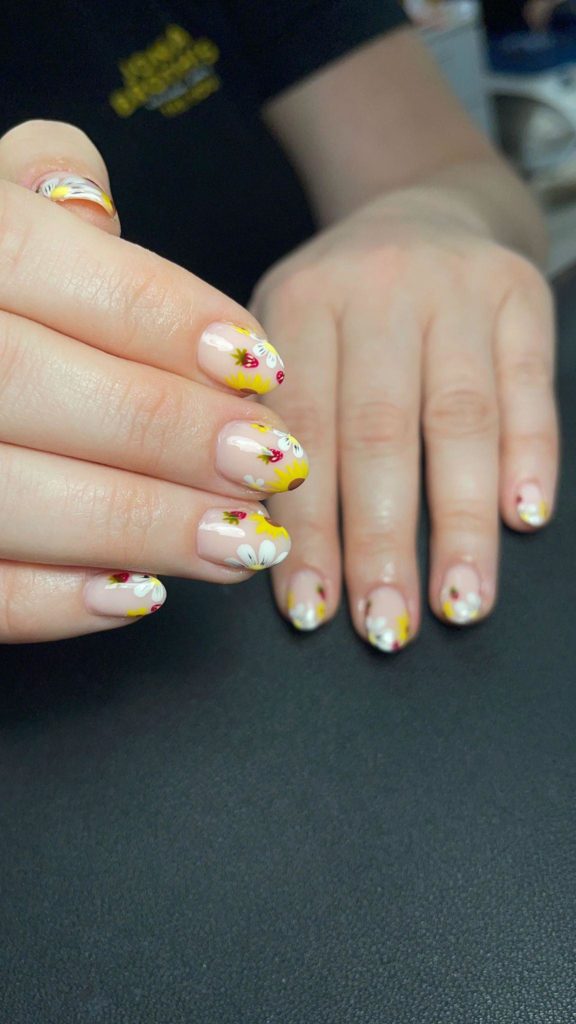 Gel vs. Acrylic Nails: What’s the Difference? | Ultimate Guide Gel Manicure with Regular French Tips at A-List Nails & Spa Offering Manicure Services in Orlando, FL